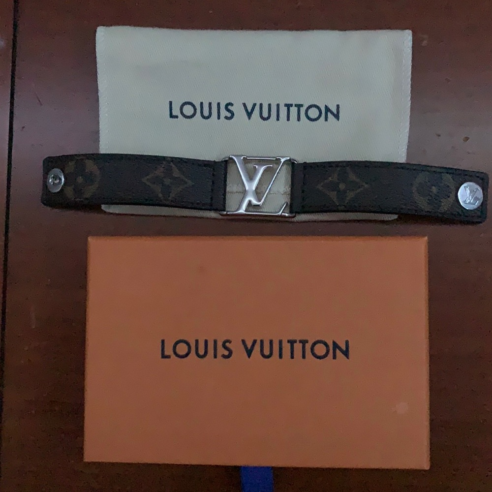 Unisex Louis Vuitton monogram bracelet